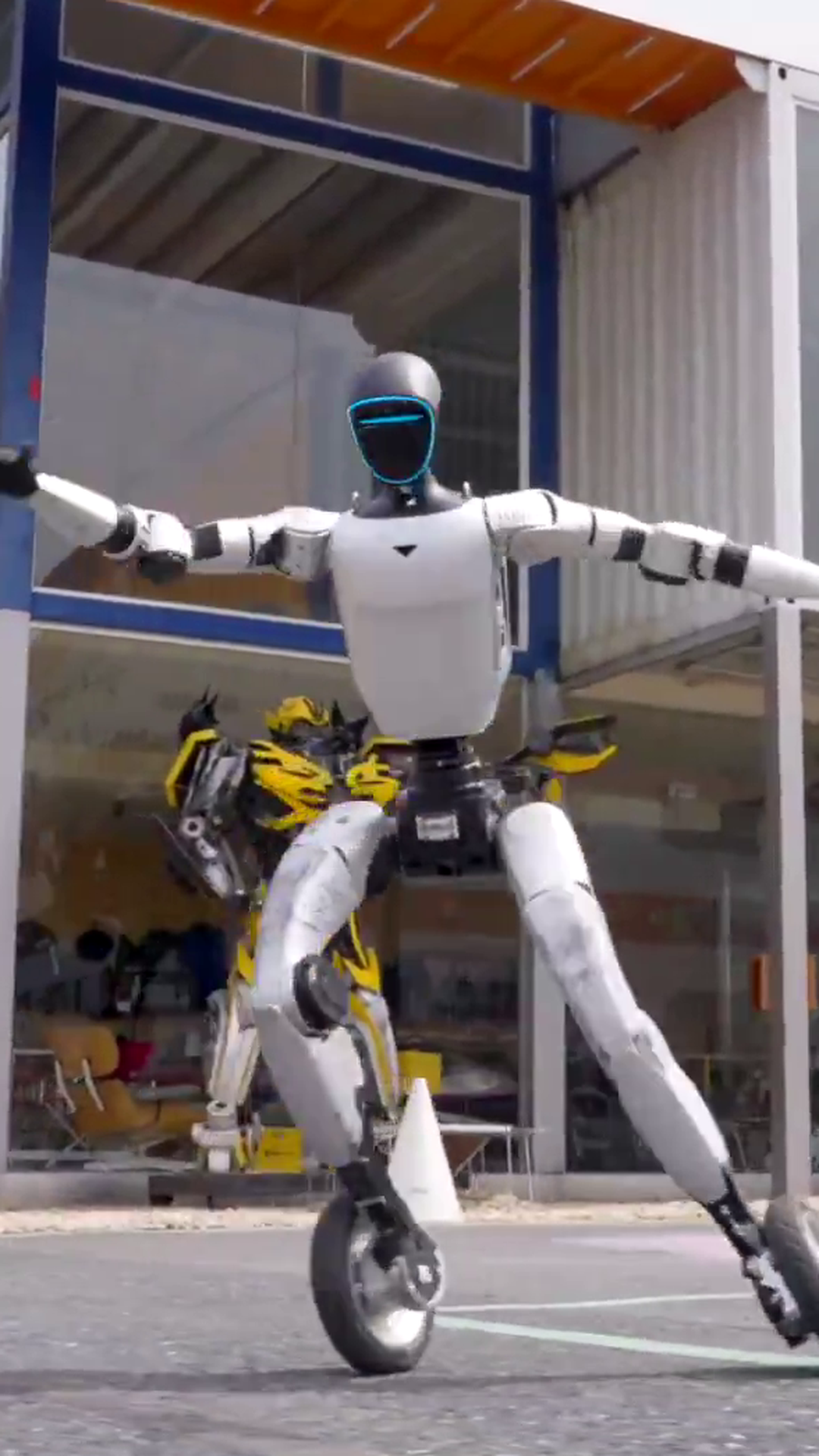 Unitree's Humanoid Gets Wheels - Why the Human Form Still Wins the Robot Race
